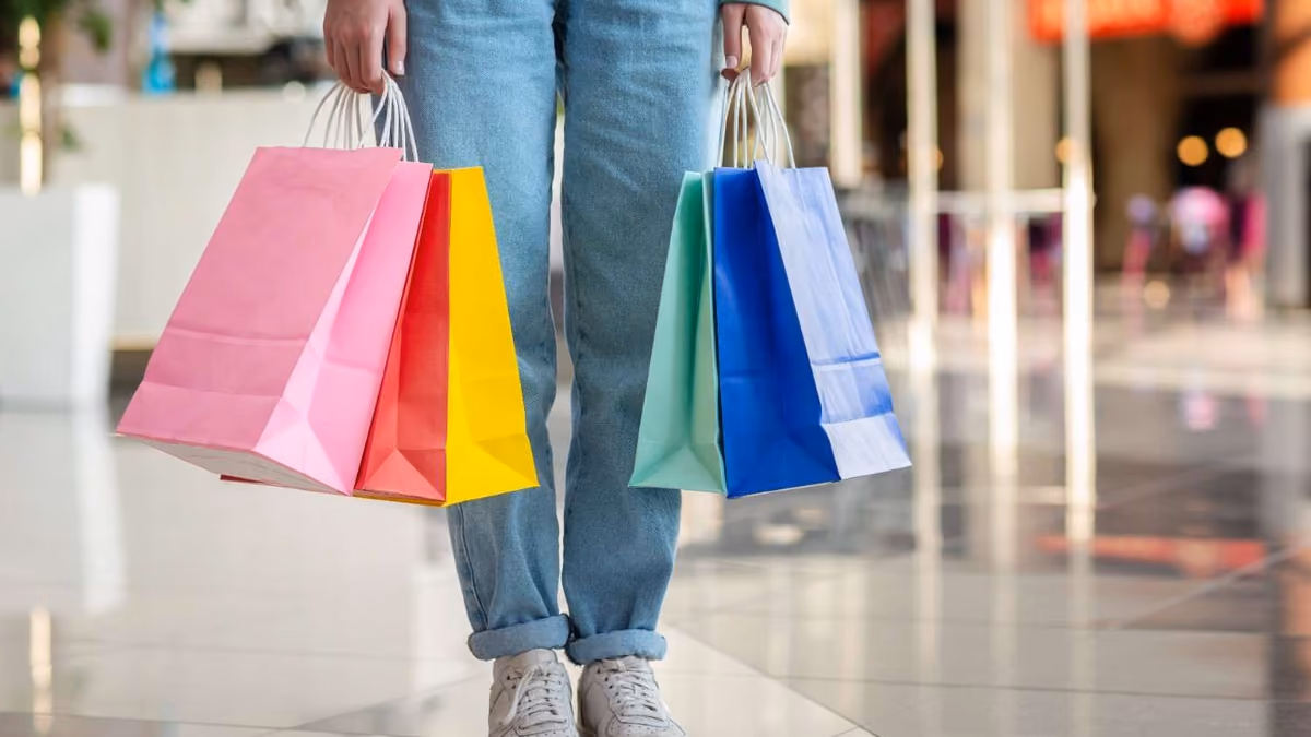 Doom Spending Adalah: Pengertian, Penyebab, Ciri, dan Cara Mengatasinya