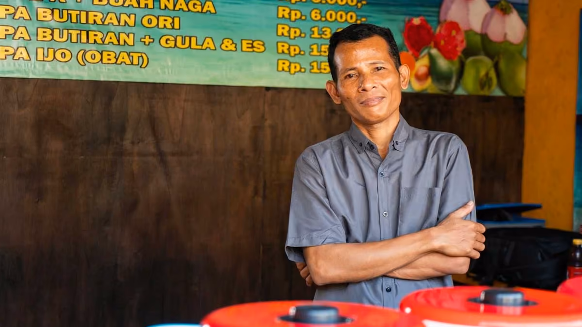 Cara Adi Menjaga Operasional Usaha Es Tetap Lancar dengan Adapundi