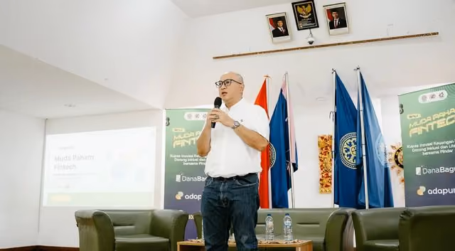 Masih Maraknya Pinjol Ilegal, Adapundi Berikan Literasi dan Inklusi Keuangan pada Mahasiswa dan UMKM di Bali
