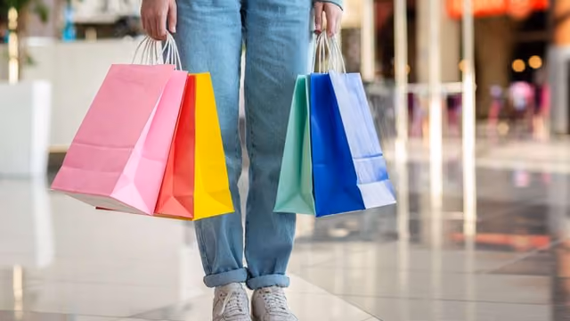 Doom Spending Adalah: Pengertian, Penyebab, Ciri, dan Cara Mengatasinya
