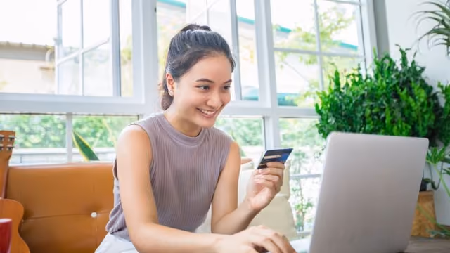 Langkah Menghindari Pinjaman Online Ilegal agar Keuangan Tetap Aman