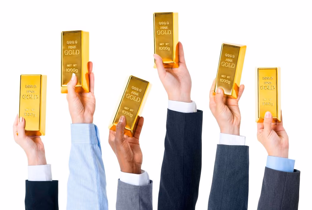 Pinjam Uang untuk Beli Emas: Bolehkah? Pahami Risiko dan Pertimbangannya