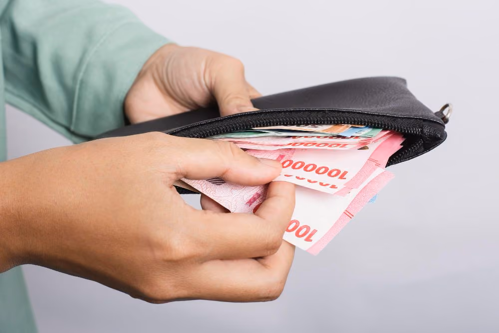 Pinjaman Karyawan Tetap: Solusi Dana Cepat dan Mudah untuk Kebutuhan Finansial