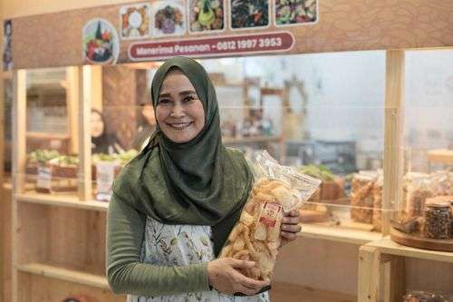 Pratinjau untuk 4 Tahun Pinjaman Cepat Cair Adapundi Membantu Saya Mengembangkan Usaha Kuliner dari 1 Kios hingga 5 Kios