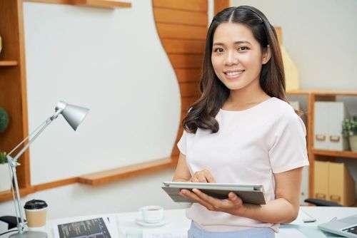 Pratinjau untuk Ide Bisnis Anak Muda: Peluang Usaha Kreatif dengan Modal Kecil