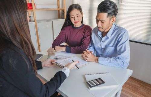 Pratinjau untuk Utang Jangka Panjang: Pengertian, Jenis, dan Peranannya dalam Keuangan Bisnis