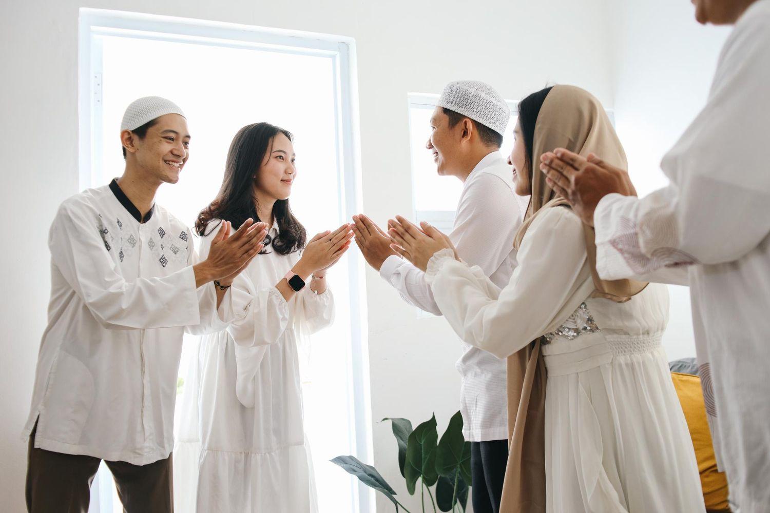 20 Ide THR Lebaran yang Kreatif untuk Karyawan, Pelanggan, dan Anak